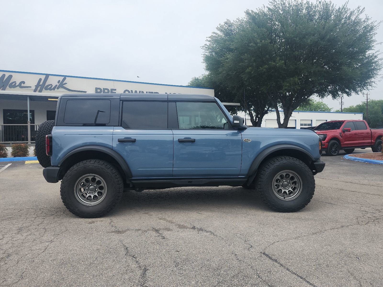 Used 2024 Ford Bronco Wildtrak AWD/4WD image 2