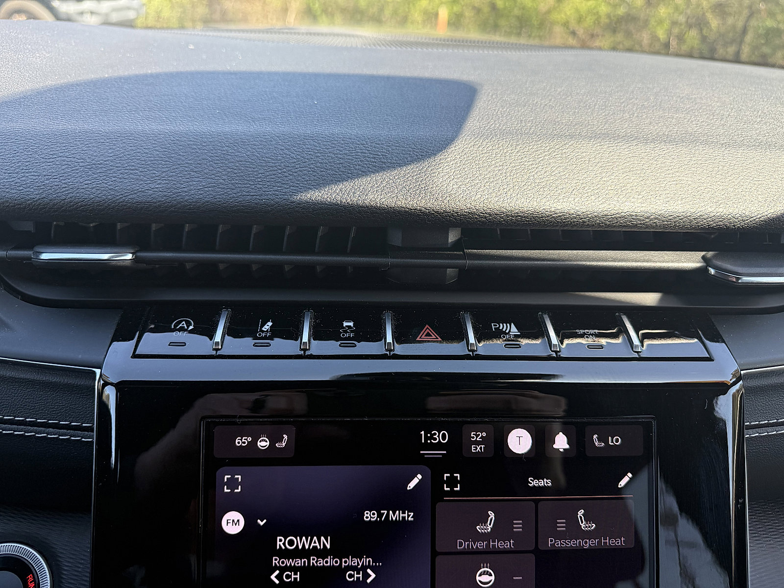 Certified 2023 Jeep Grand Cherokee Altitude image 18