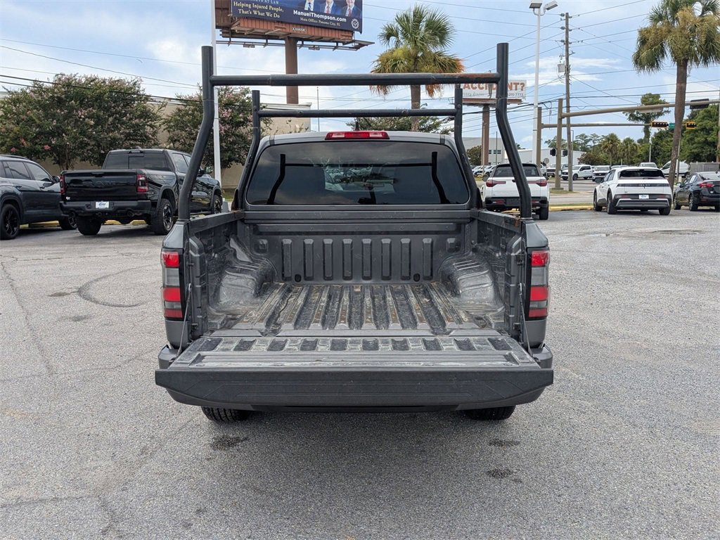 Used 2022 Nissan Frontier SV w/ Technology Package image 6