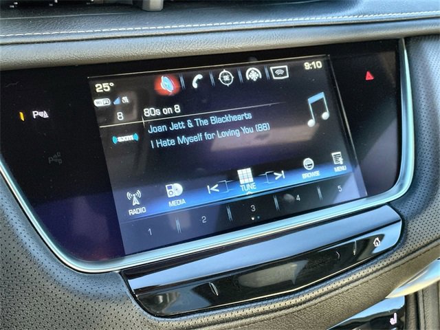 Certified 2018 Cadillac XT5 Premium Luxury image 13