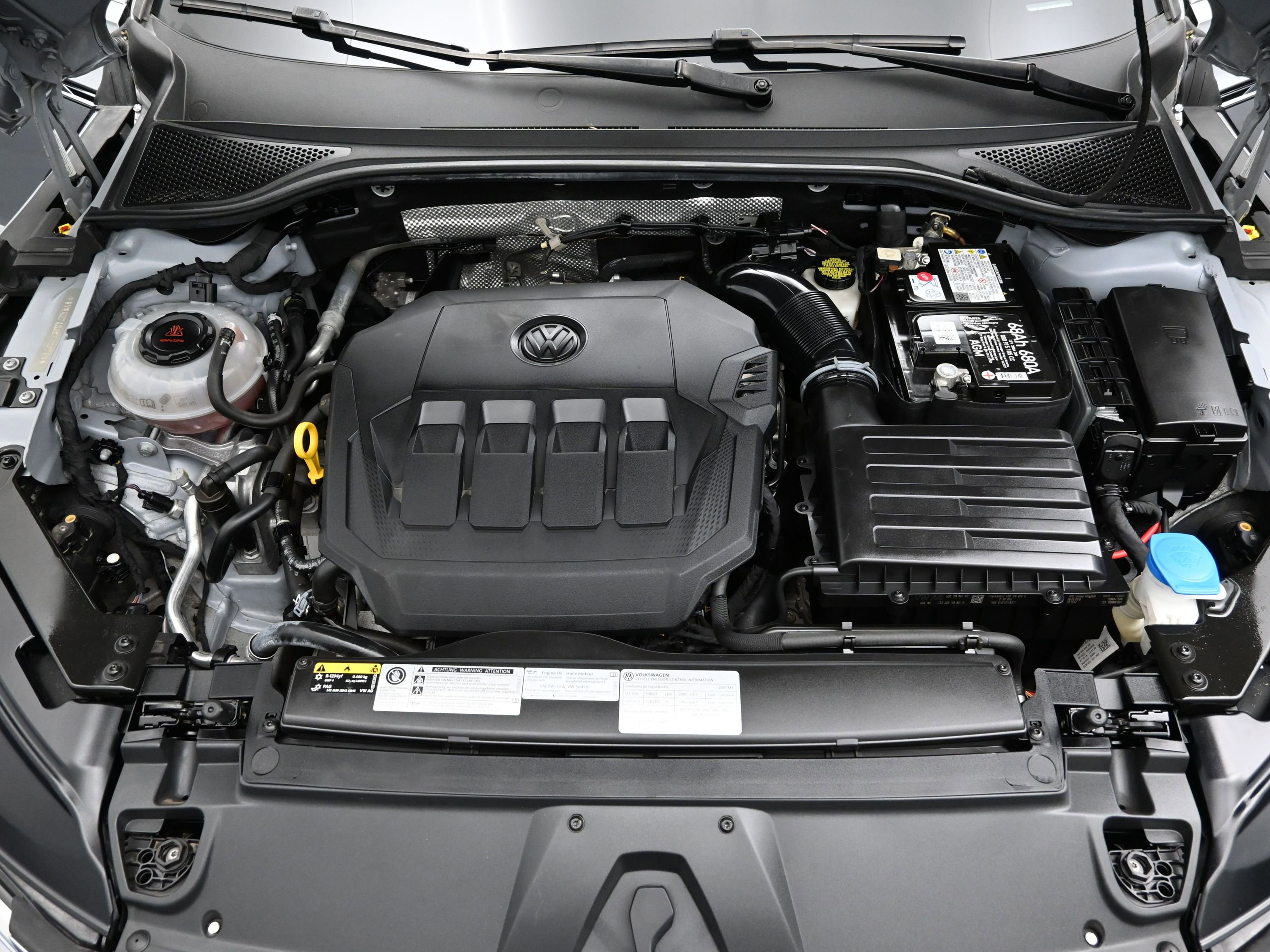 Used 2019 Volkswagen Arteon SE image 8