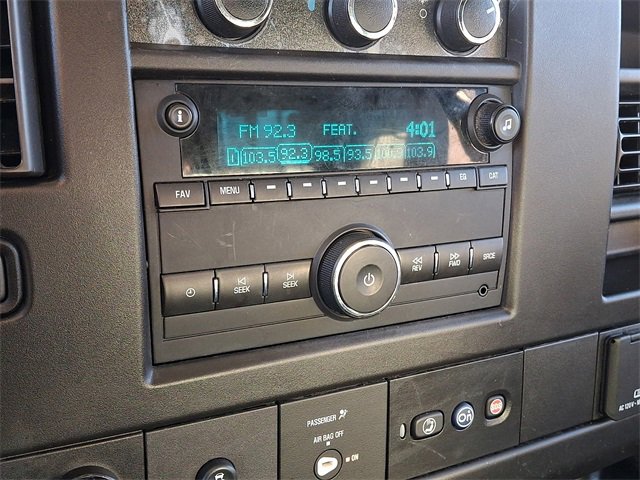 Used 2019 Chevrolet Express 2500 image 18