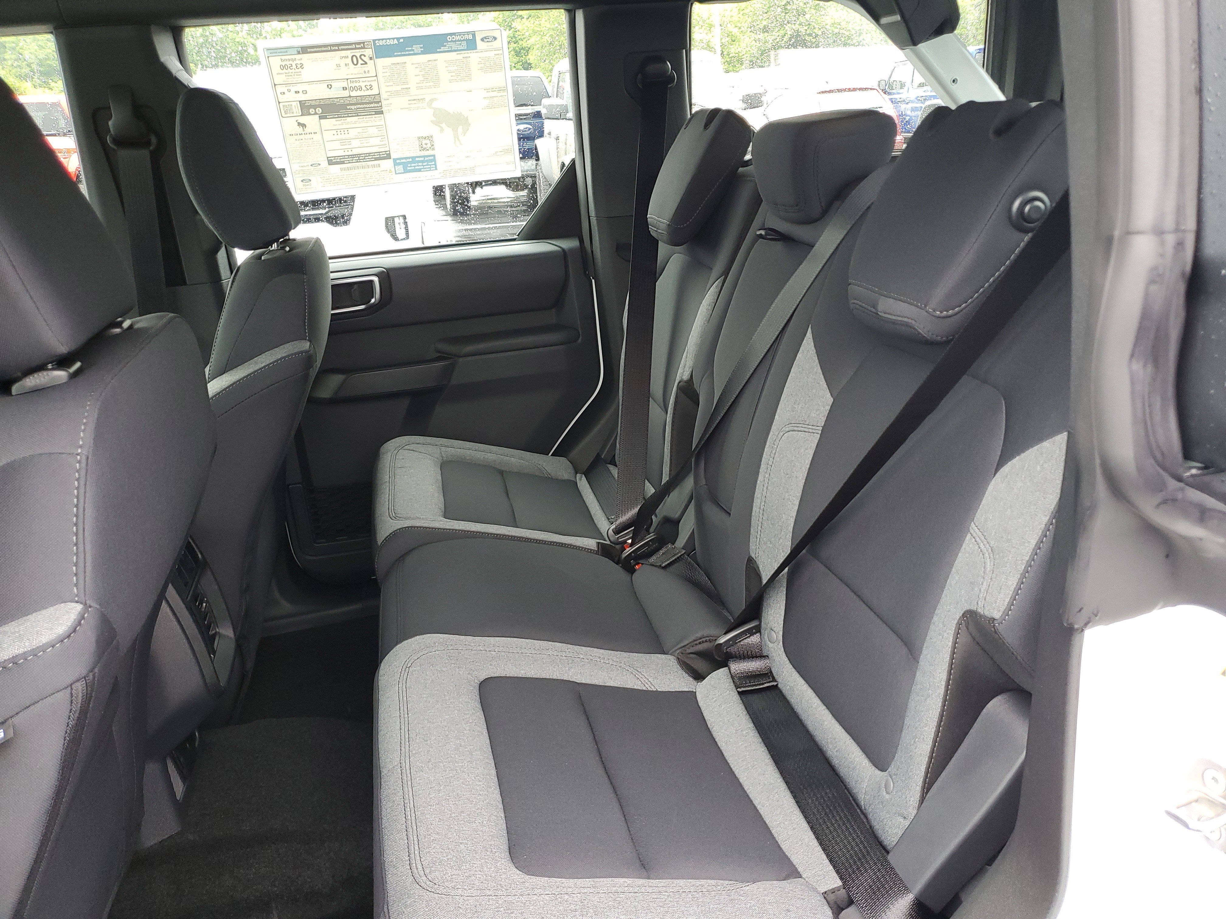 New 2025 Ford Bronco Base image 11