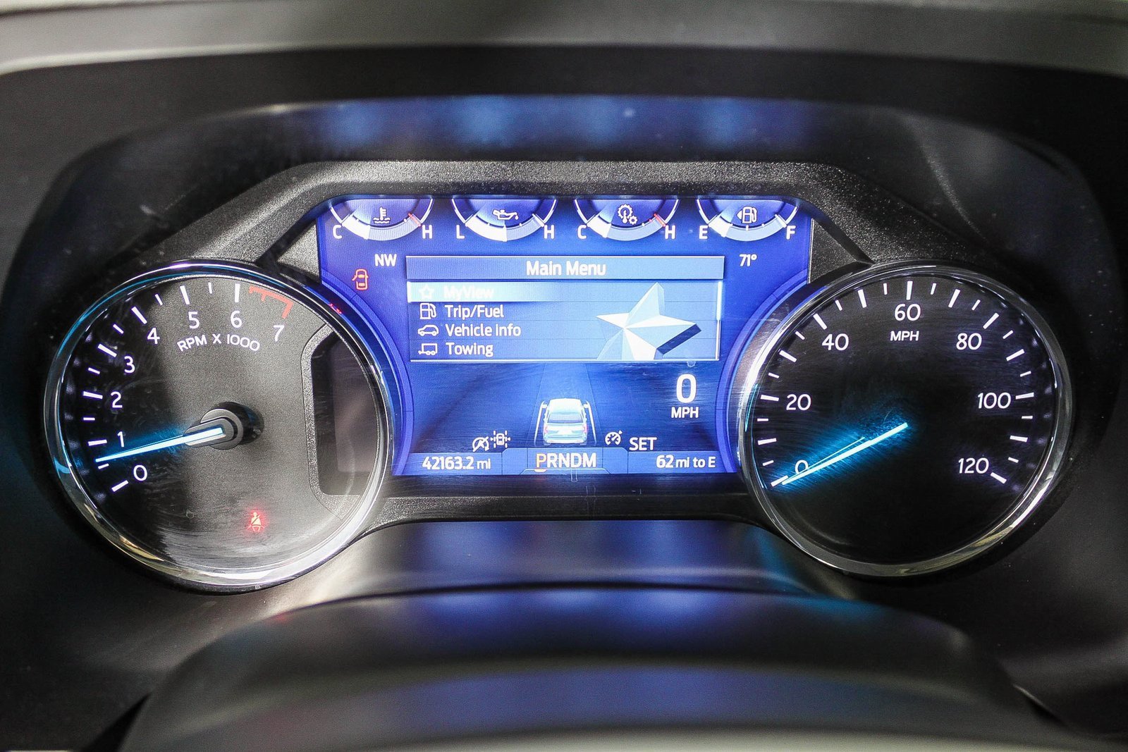 Used 2024 Ford Expedition XLT image 14