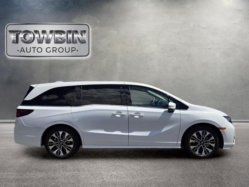 Used 2025 Honda Odyssey Elite image 3