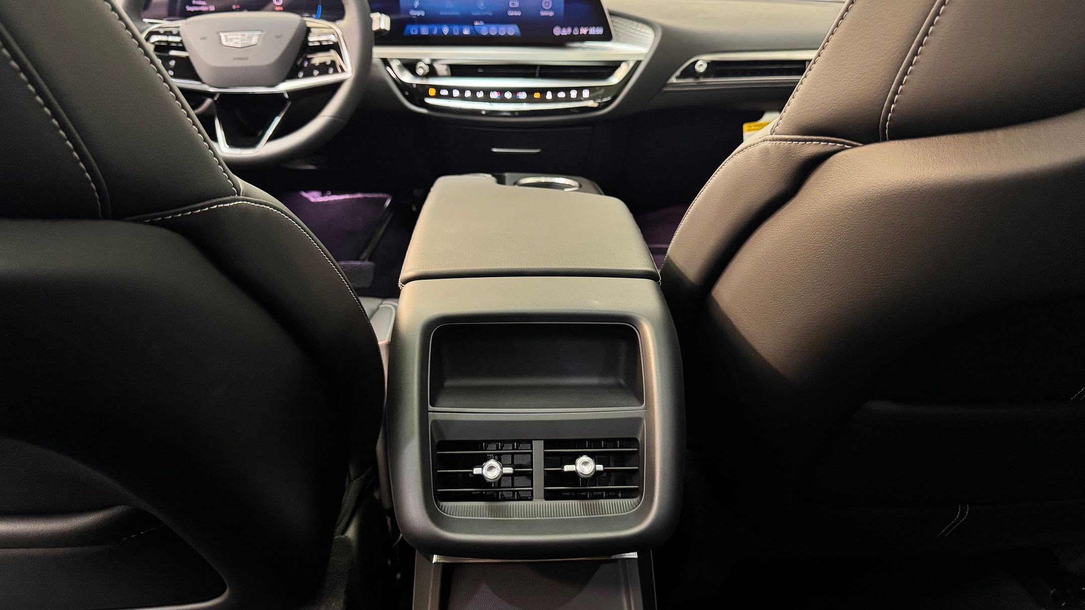New 2026 Cadillac Lyriq Luxury image 32