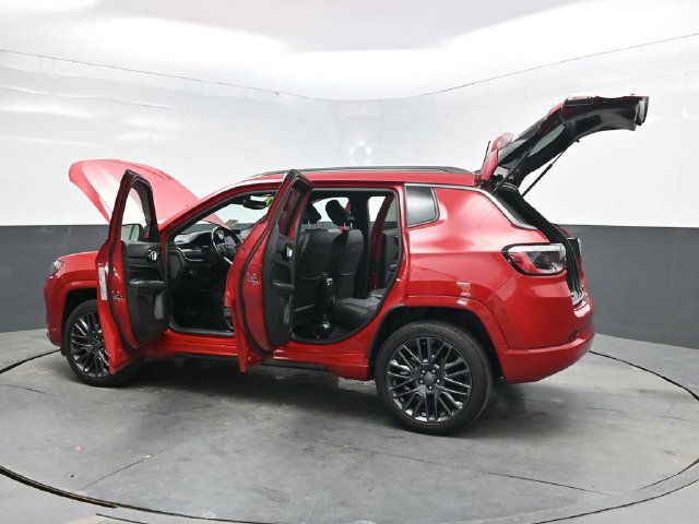 Used 2022 Jeep Compass Limited AWD/4WD image 55