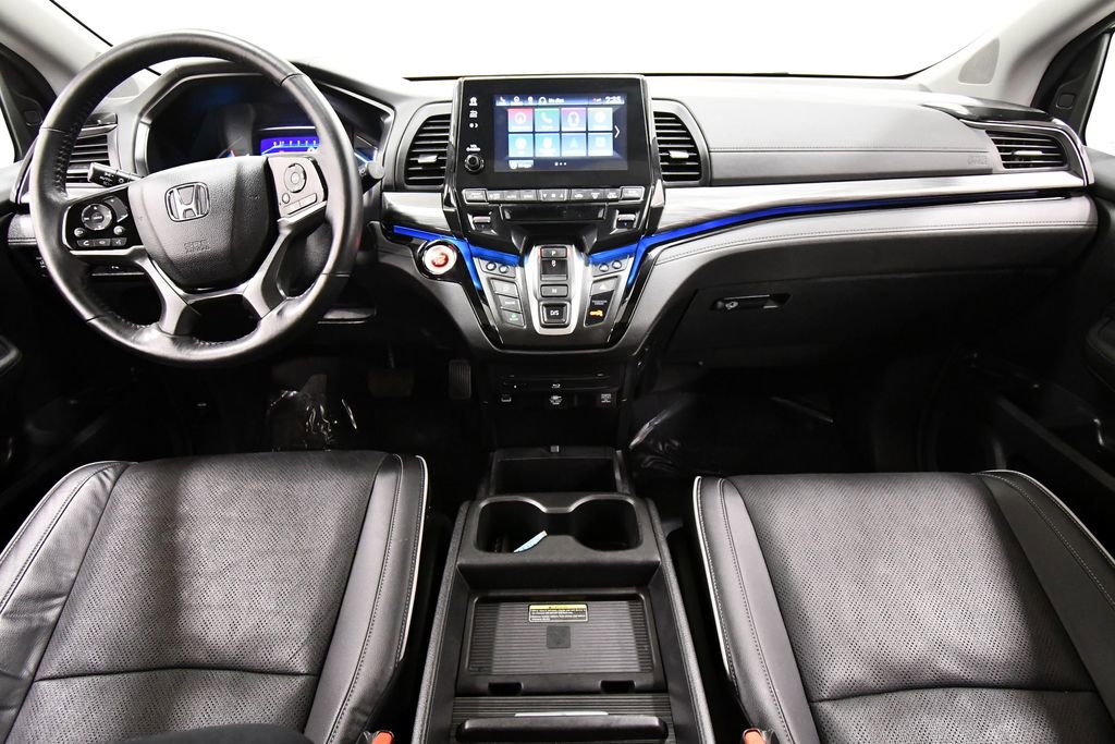 Certified 2024 Honda Odyssey Elite image 3