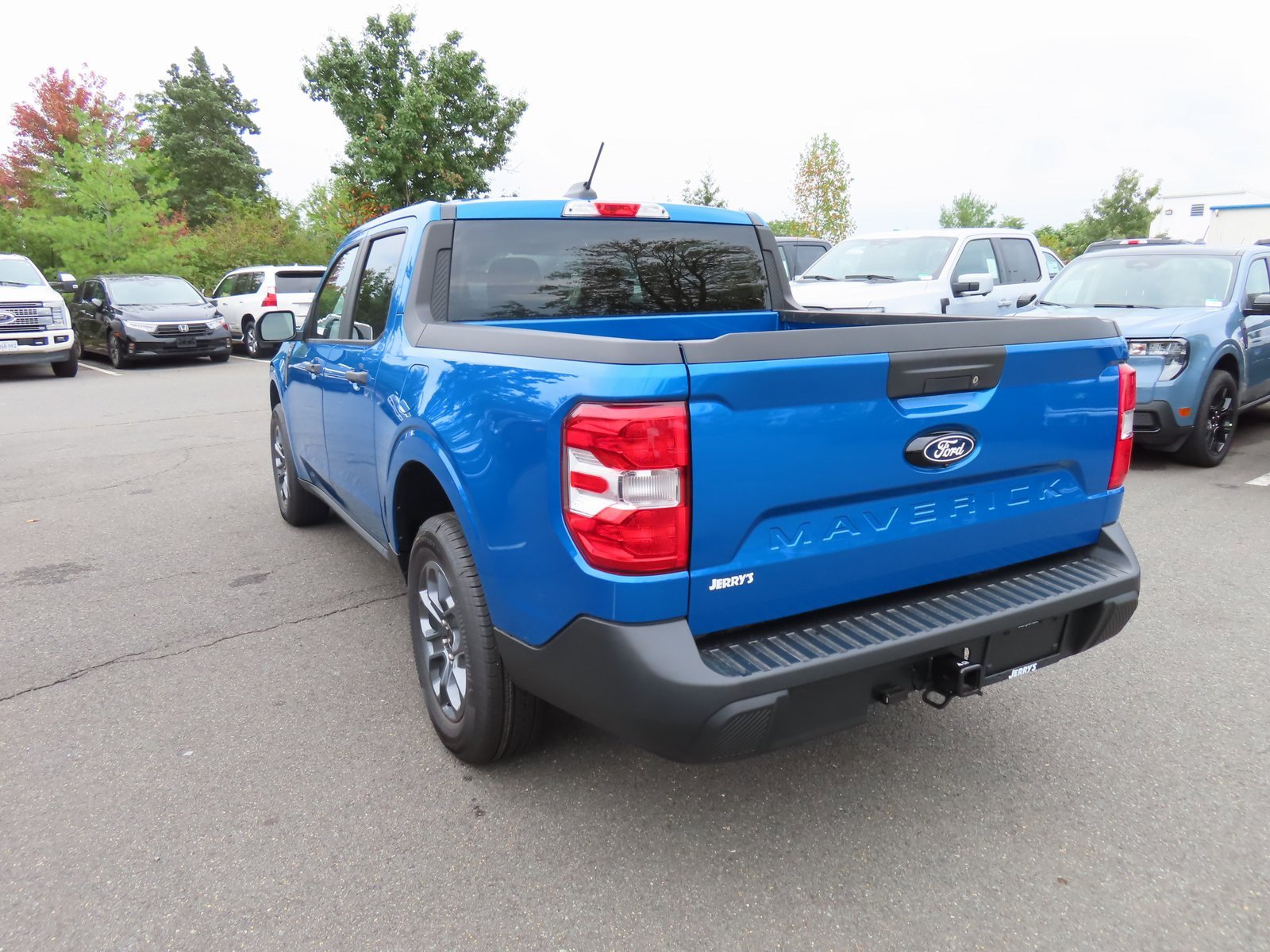 New 2025 Ford Maverick XLT w/ Equipment Group 302A image 6