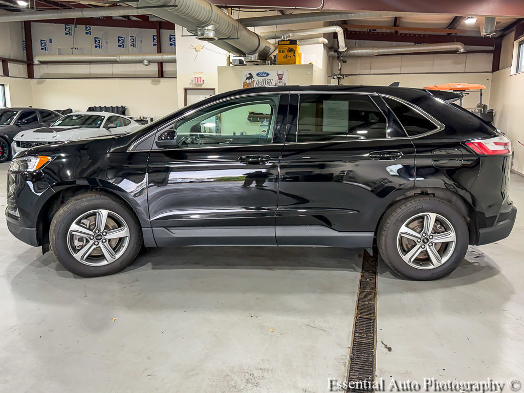 Certified 2024 Ford Edge SEL w/ Convenience Package AWD/4WD image 4