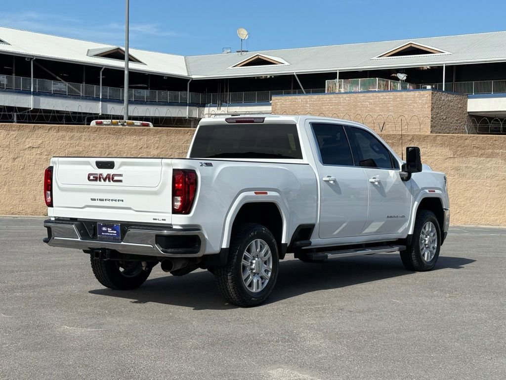 Used 2022 GMC Sierra 2500 SLE w/ SLE Value Package; image 4