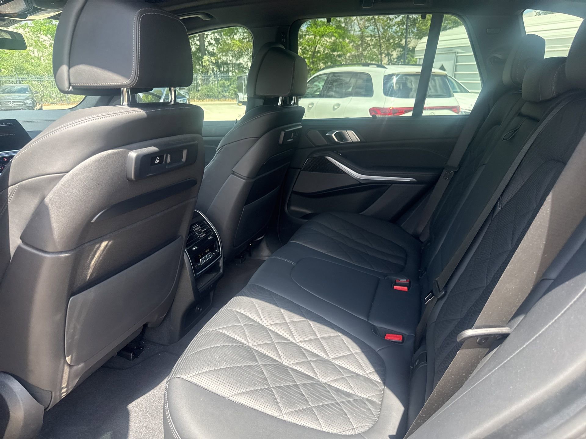 Used 2023 BMW X5 M50i w/ Executive Package image 10