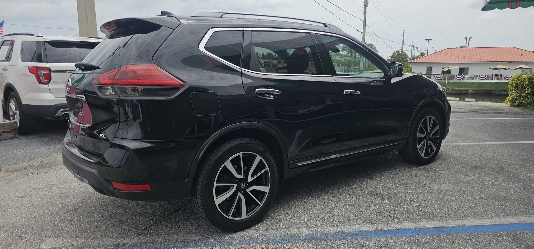 Used 2020 Nissan Rogue SL FWD image 21