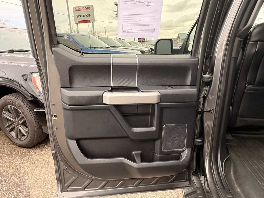 Used 2018 Ford F150 Lariat w/ Equipment Group 502A Luxury AWD/4WD image 11