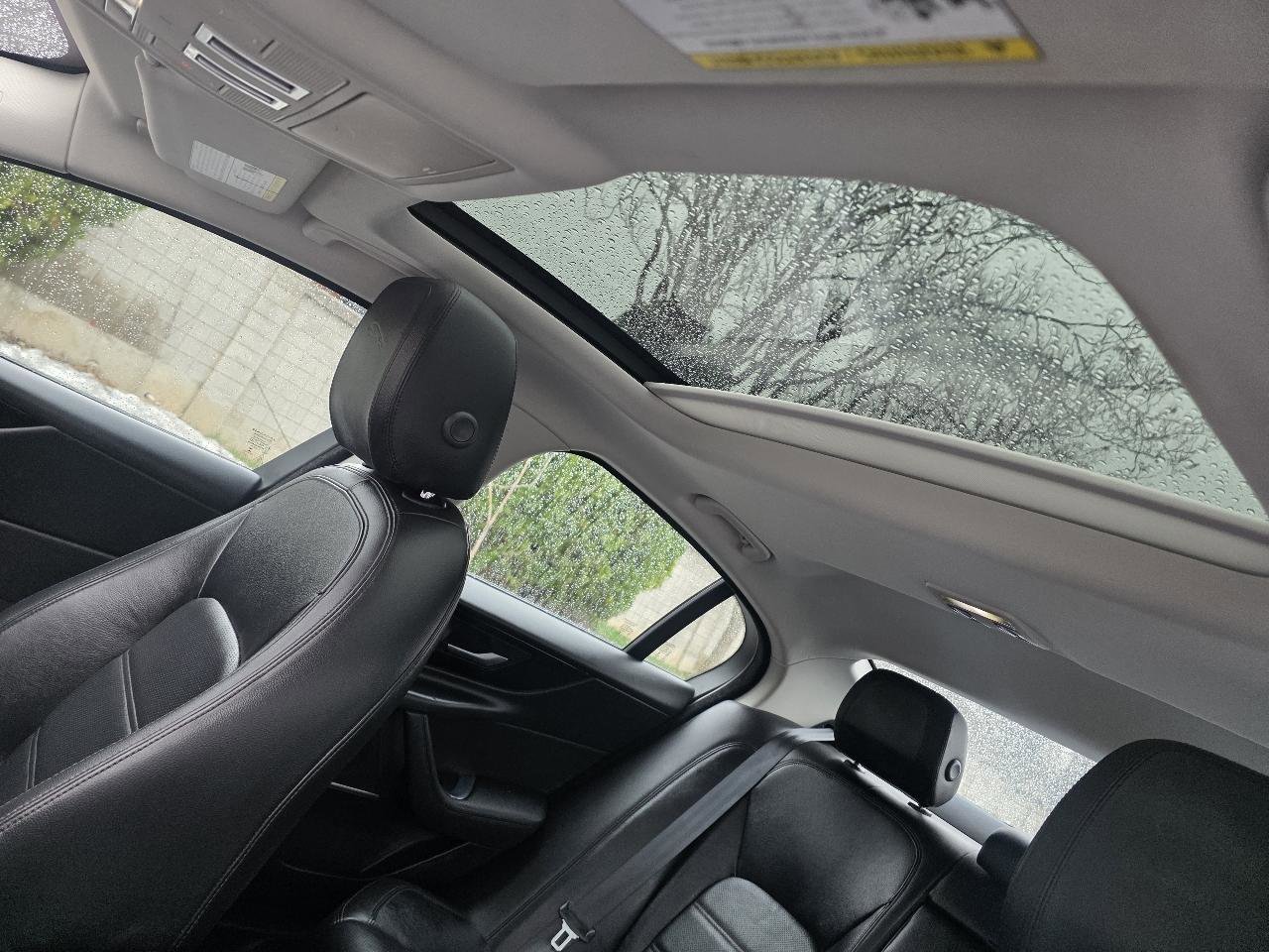 Used 2020 Jaguar XE S image 14