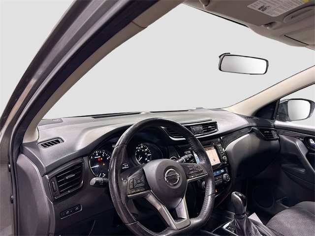 Used 2018 Nissan Rogue Sport SV w/ SV Technology Package image 11