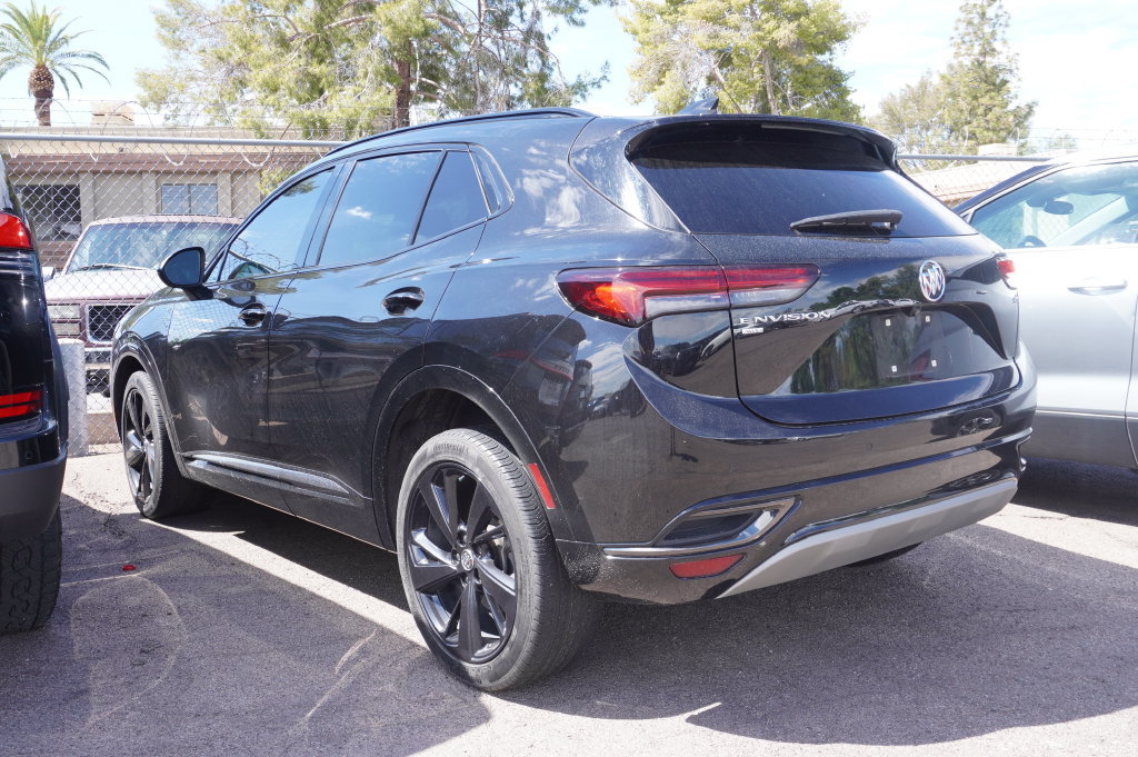 Used 2023 Buick Envision Preferred w/ Sport Touring Package AWD/4WD image 5