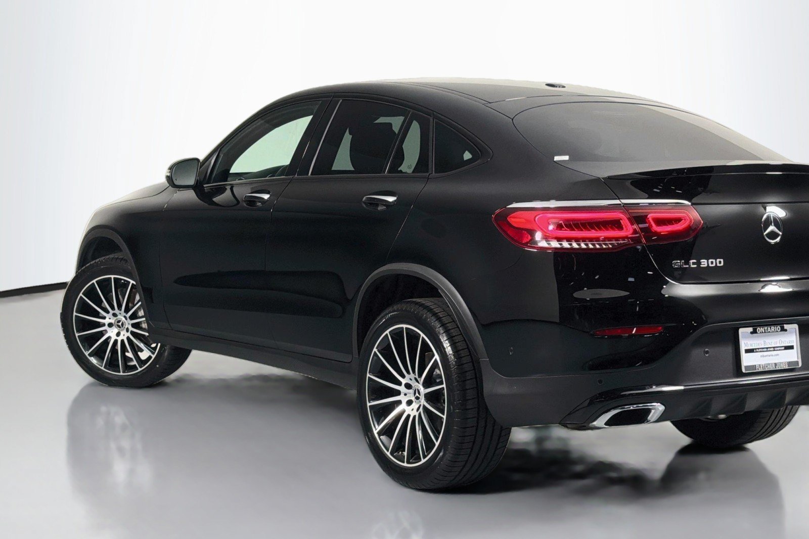 Certified 2023 Mercedes-Benz GLC 300 4MATIC Coupe image 16
