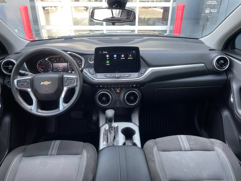 Used 2024 Chevrolet Blazer LT w/ Midnight/Sport Edition FWD image 11
