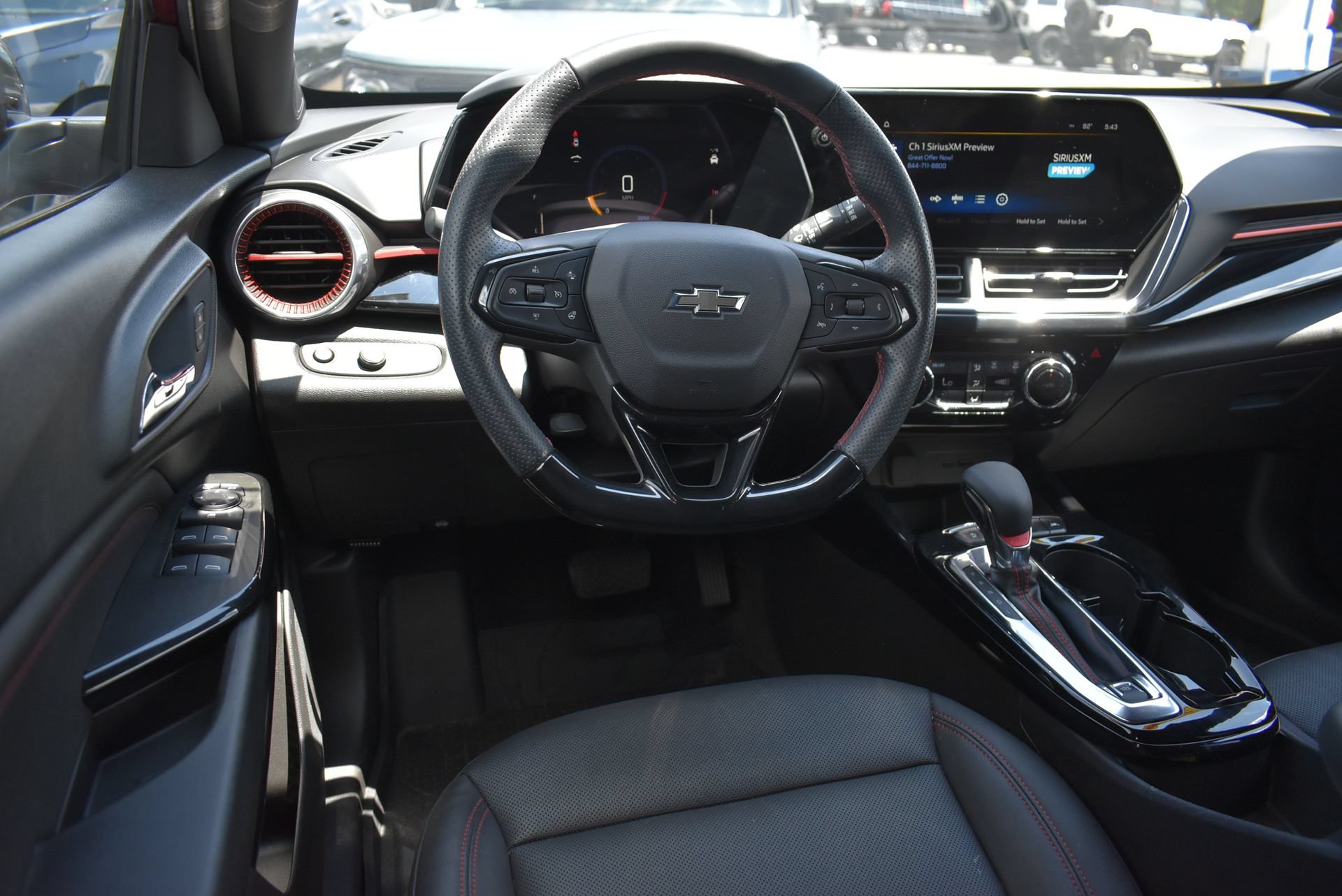 Used 2024 Chevrolet Trax RS w/ Driver Confidence Package FWD image 16
