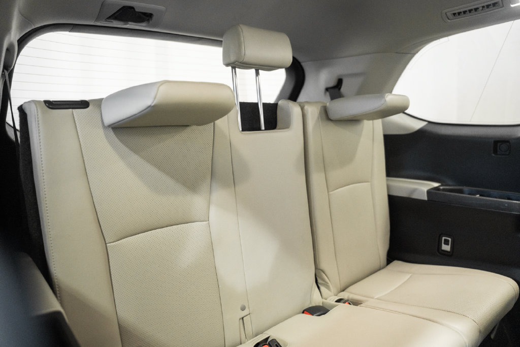 Certified 2024 Toyota Grand Highlander AWD image 38