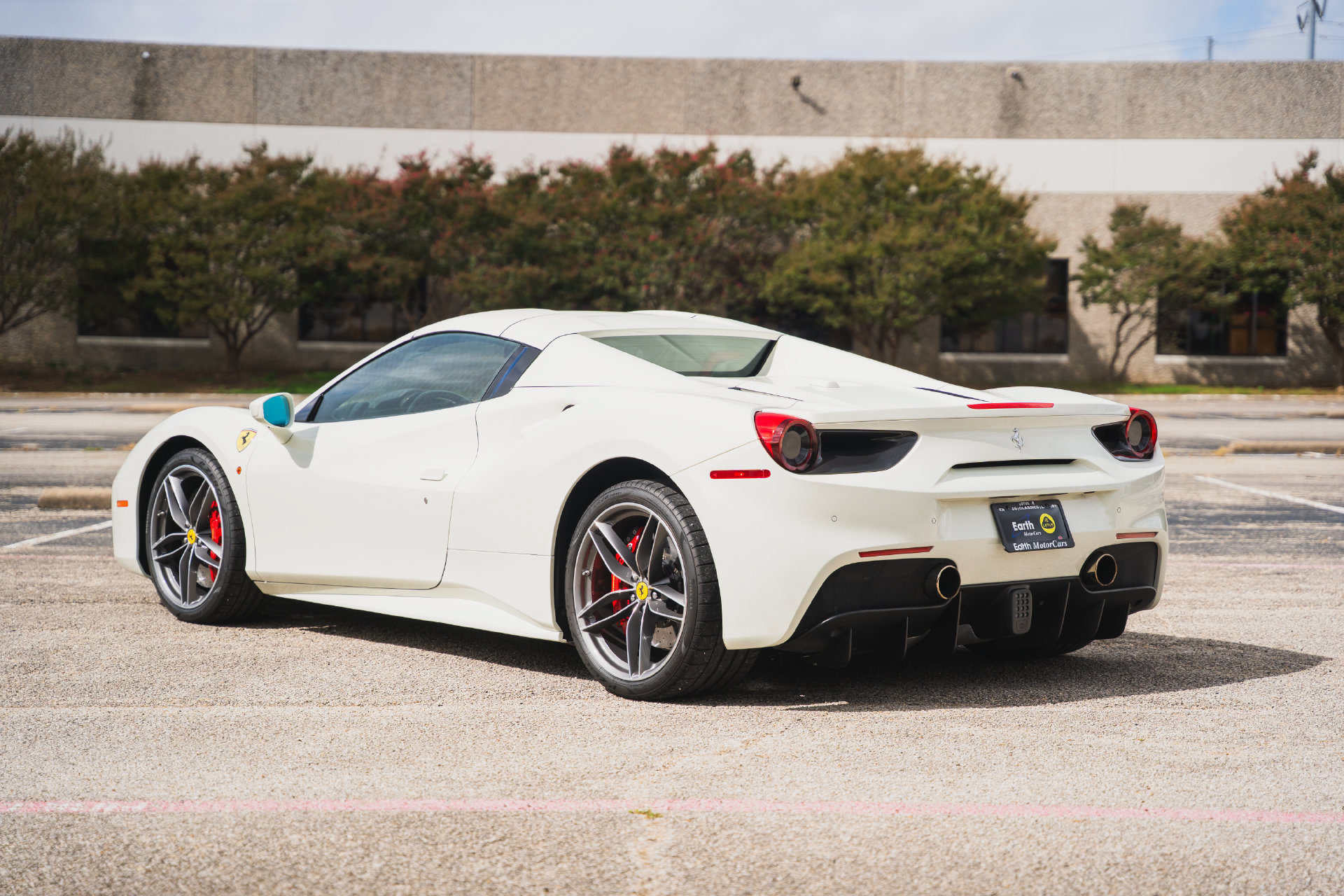 Used 2018 Ferrari 488 Spider RWD image 19