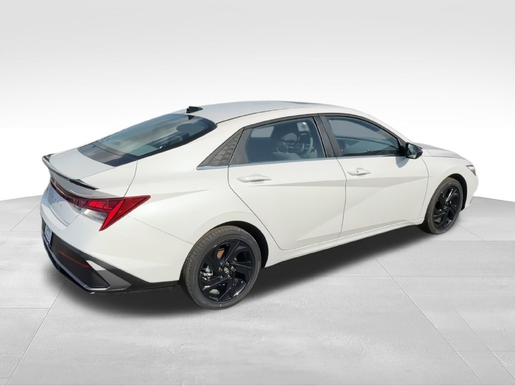 New 2026 Hyundai Elantra SEL Sport Premium FWD image 8