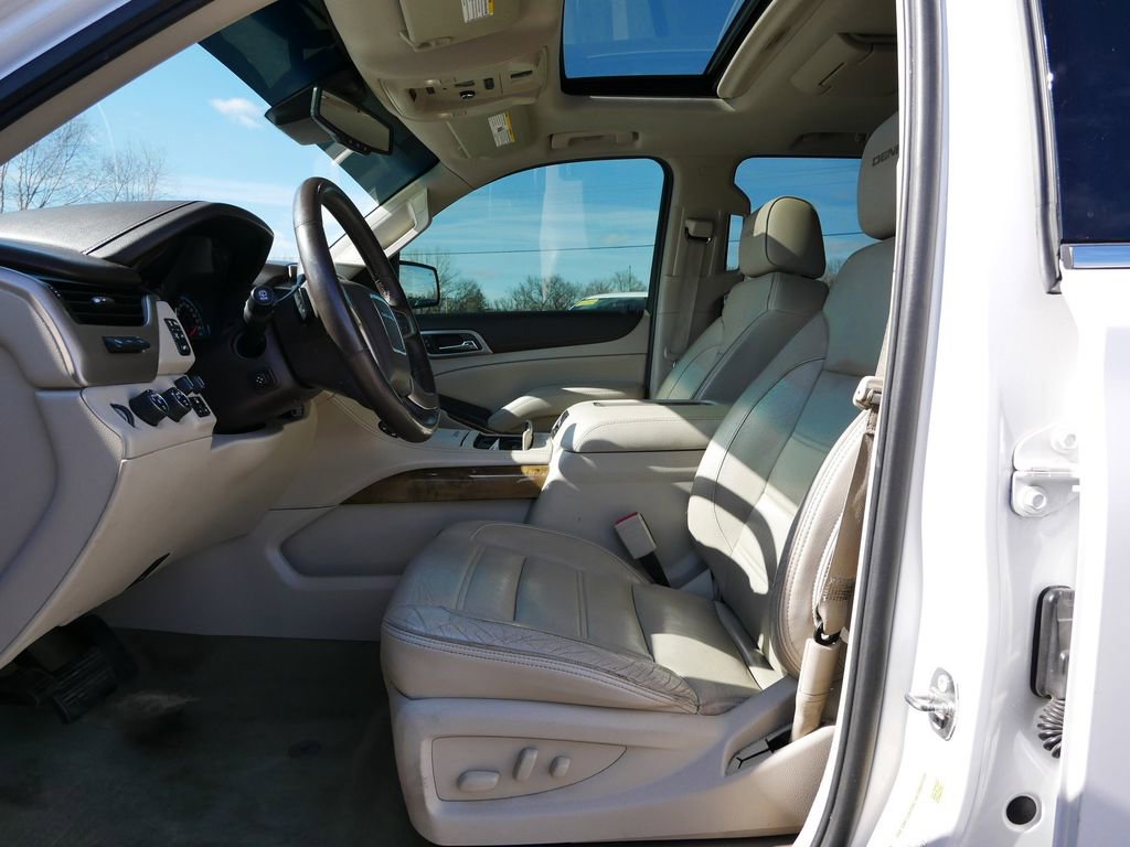 Used 2017 GMC Yukon Denali w/ Open Road Package image 11