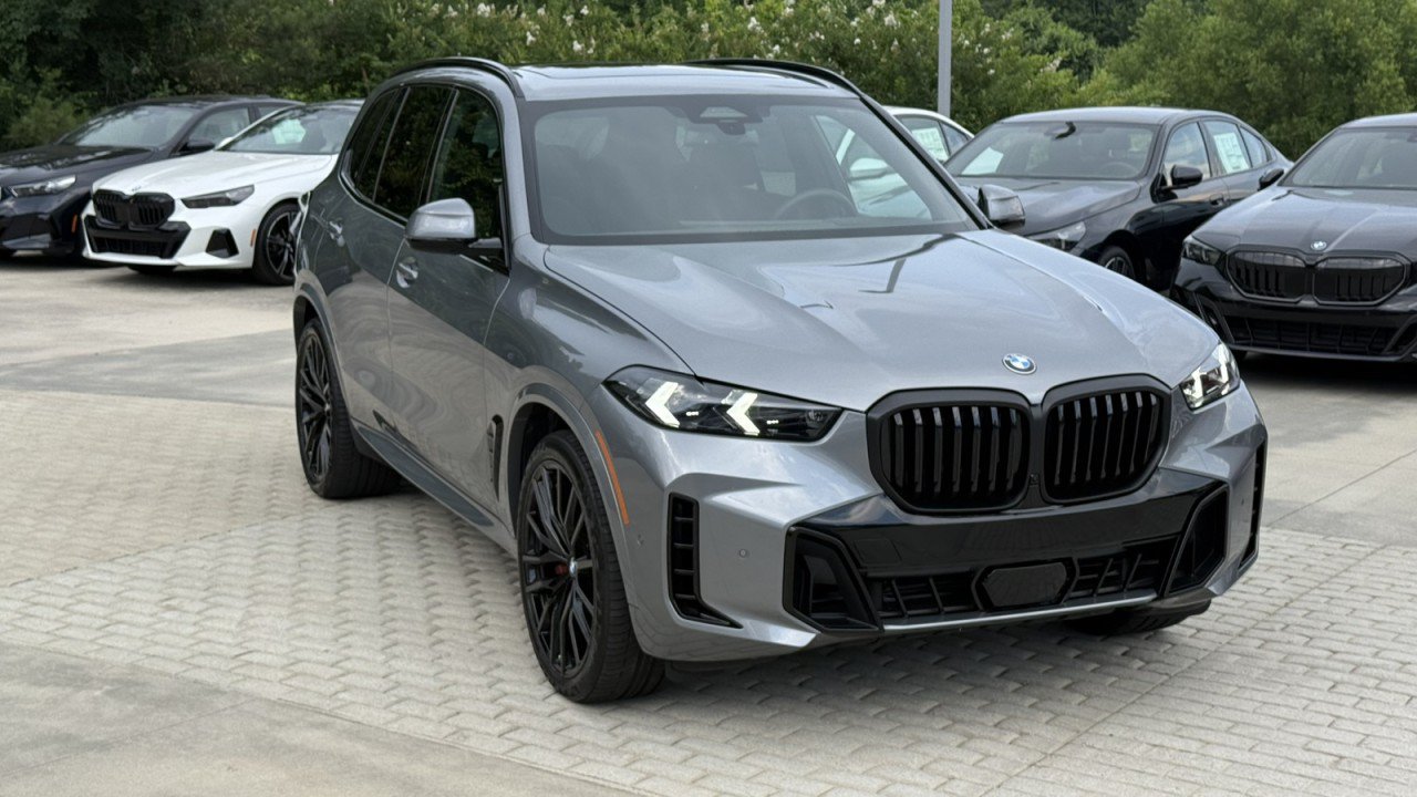 Used 2026 BMW X5 xDrive40i w/ M Sport Package AWD/4WD image 8