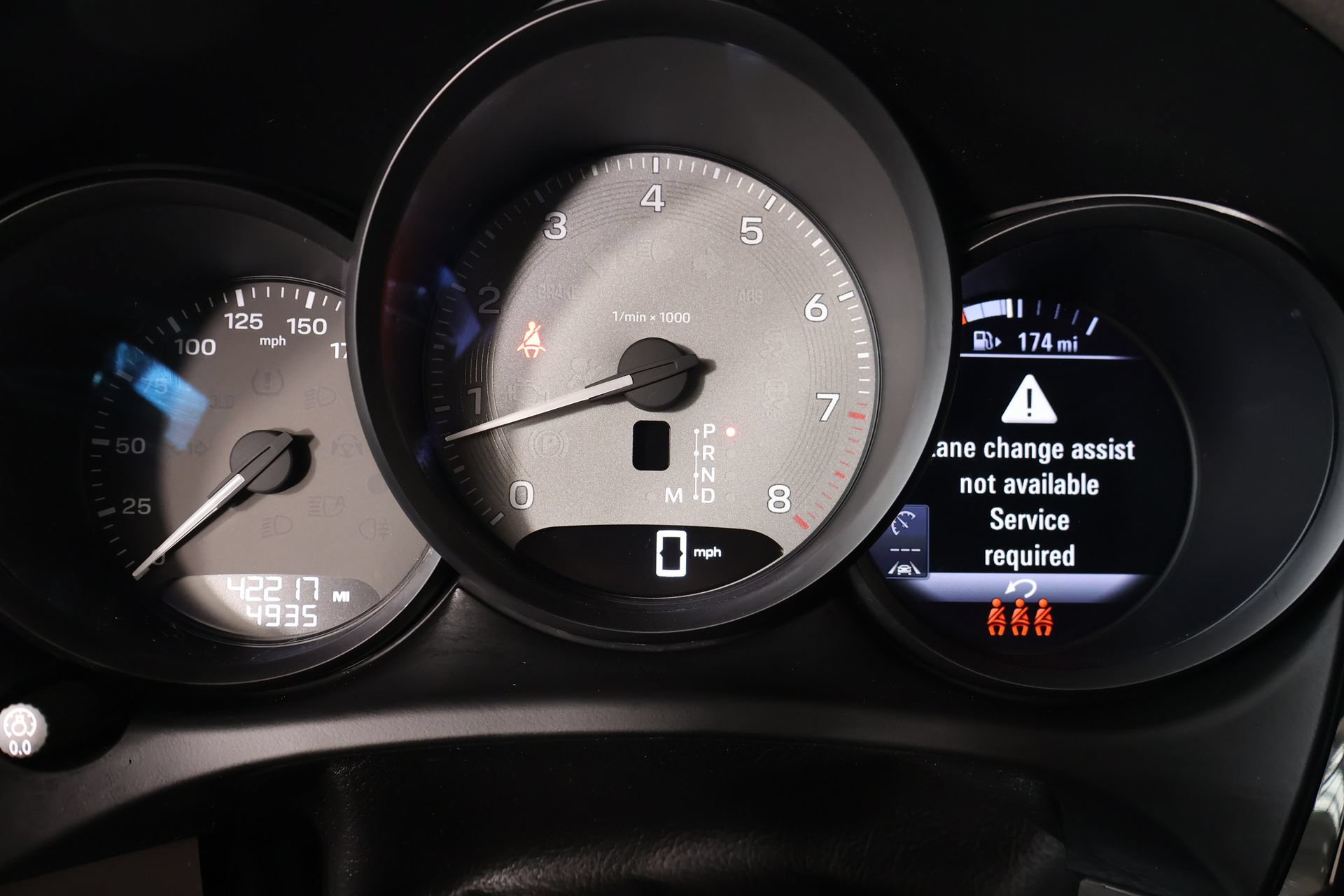 Used 2023 Porsche Macan S AWD/4WD image 4