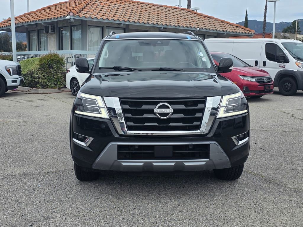 Used 2023 Nissan Armada SV image 2