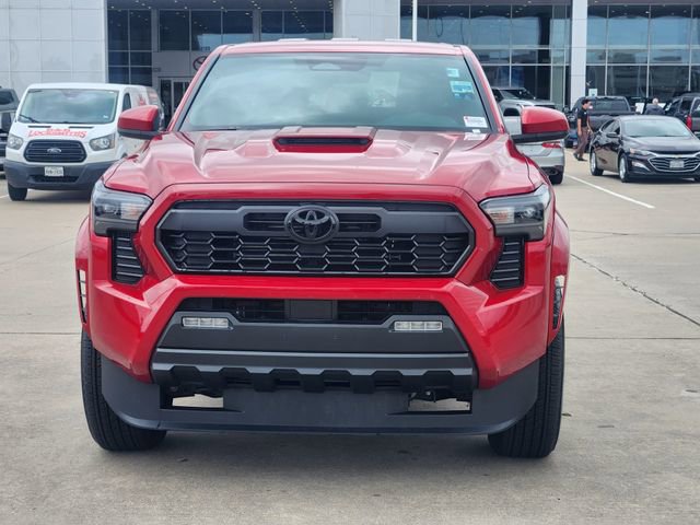Certified 2026 Toyota Tacoma TRD Sport AWD/4WD image 2