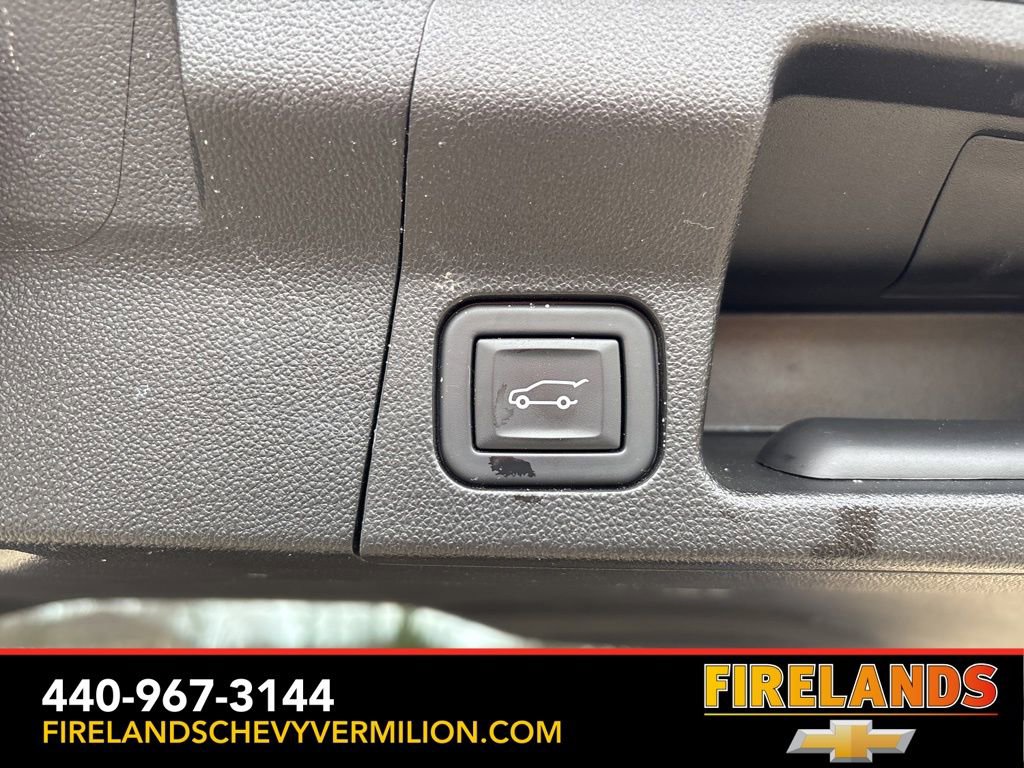 Used 2023 GMC Acadia SLT w/ Technology Package image 61