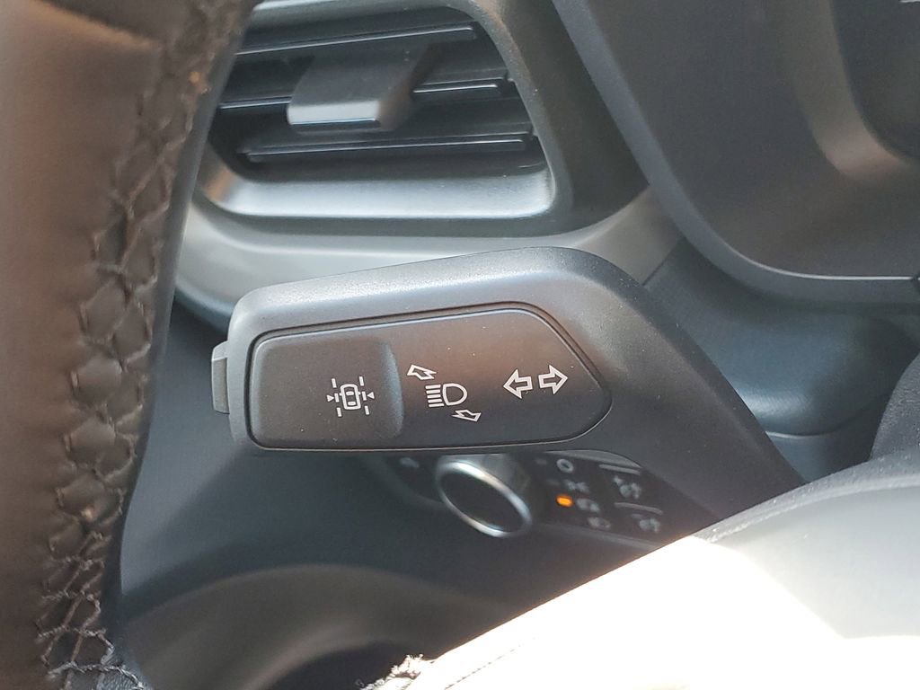 New 2025 Ford Maverick XLT w/ XLT Luxury Package image 12