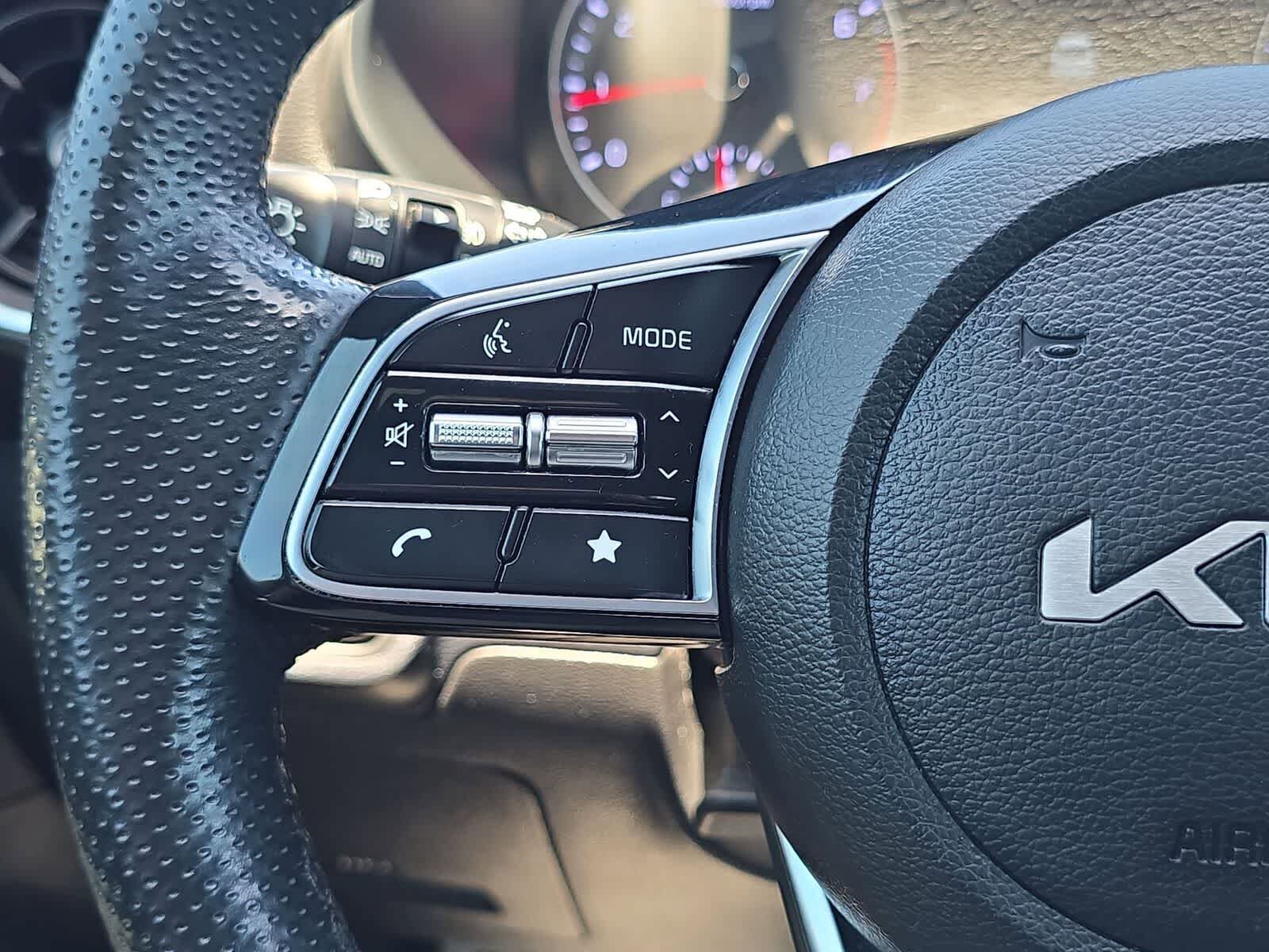 Used 2023 Kia Forte GT-Line w/ GT-Line Premium Package FWD image 28