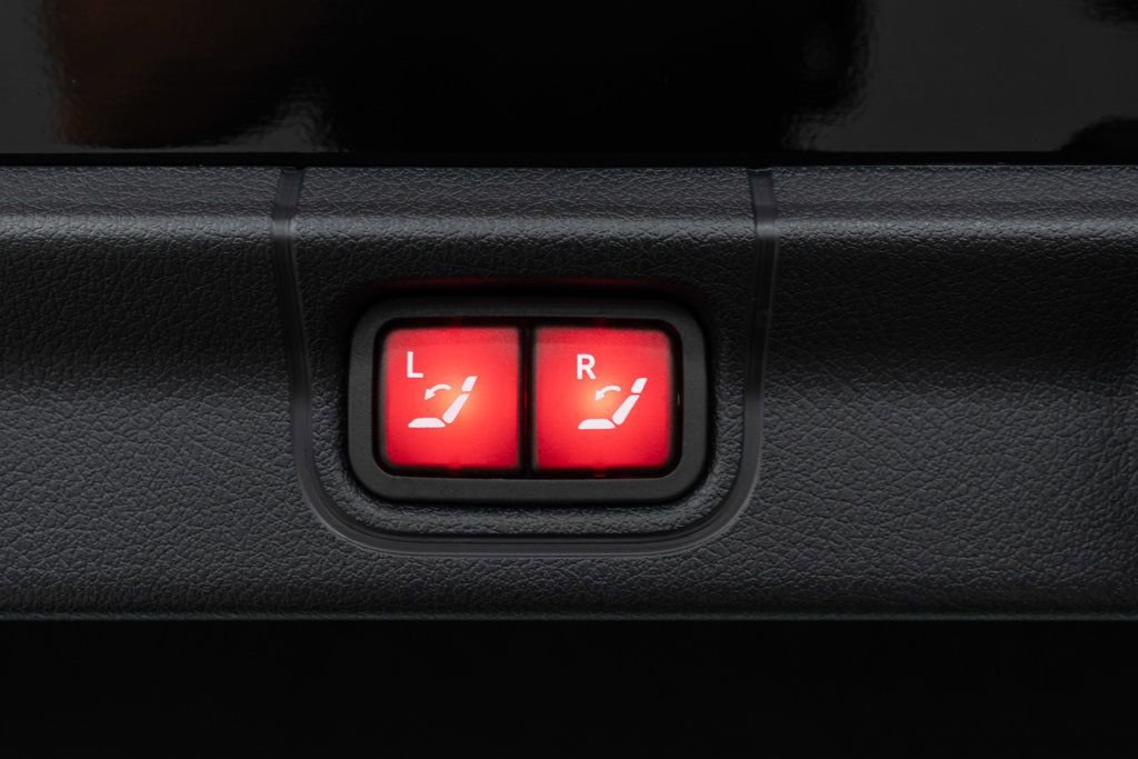 Used 2024 Mercedes-Benz EQE 350+ Sedan w/ AMG Line Exterior Package image 40