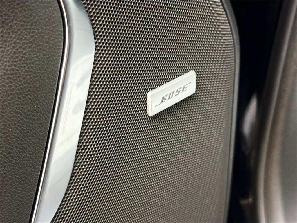 Used 2024 GMC Yukon SLT image 18