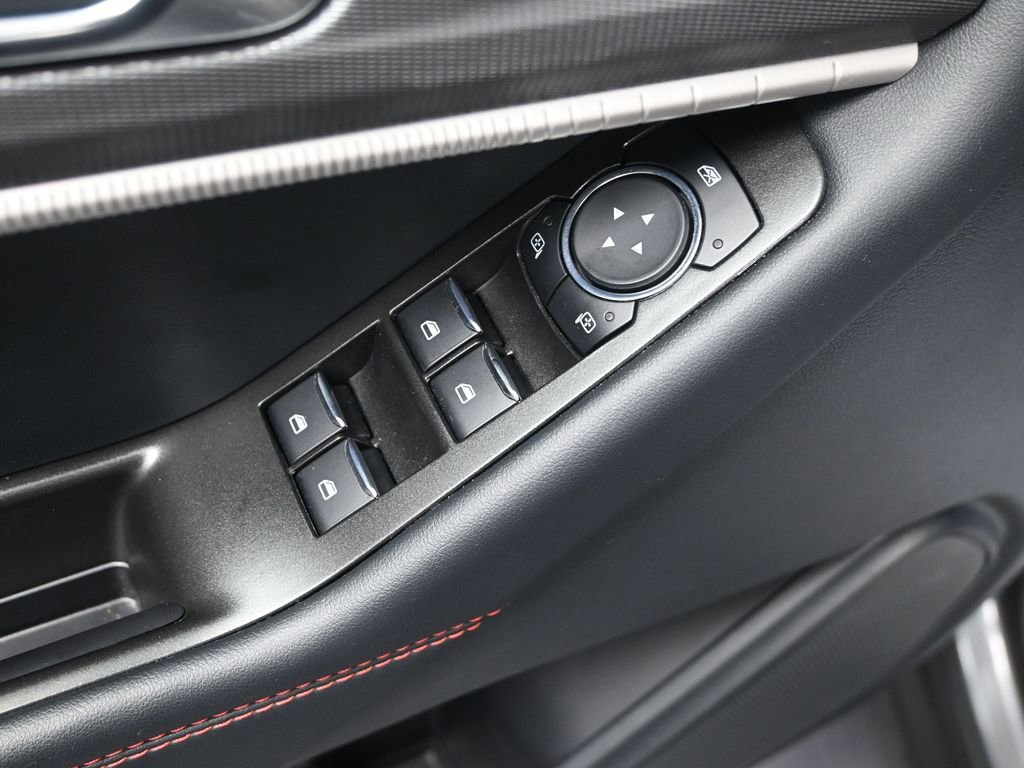 Used 2025 Ford Explorer ST-Line w/ ST-Line Street Pack image 11