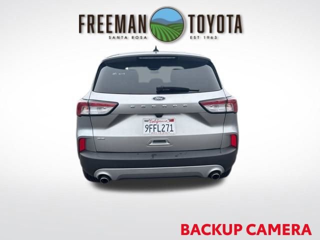 Used 2022 Ford Escape SE image 6