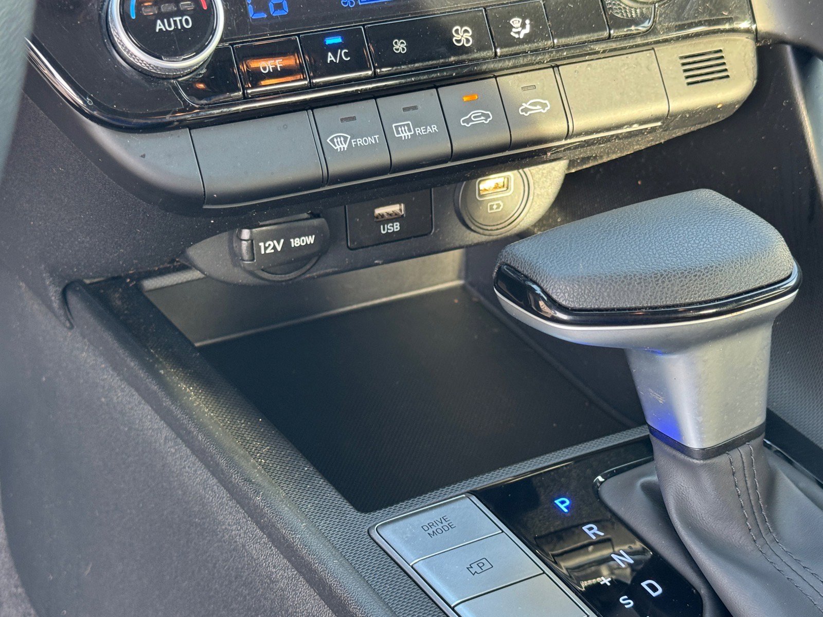 Used 2023 Hyundai Elantra SEL FWD image 23