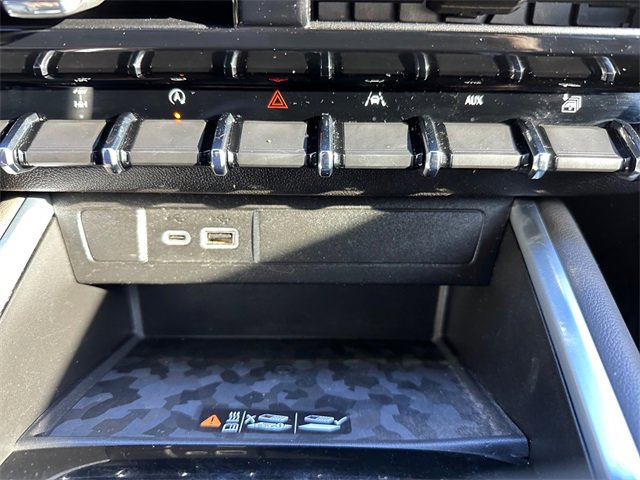 Used 2023 Chevrolet Colorado ZR2 w/ ZR2 Convenience Package III image 22