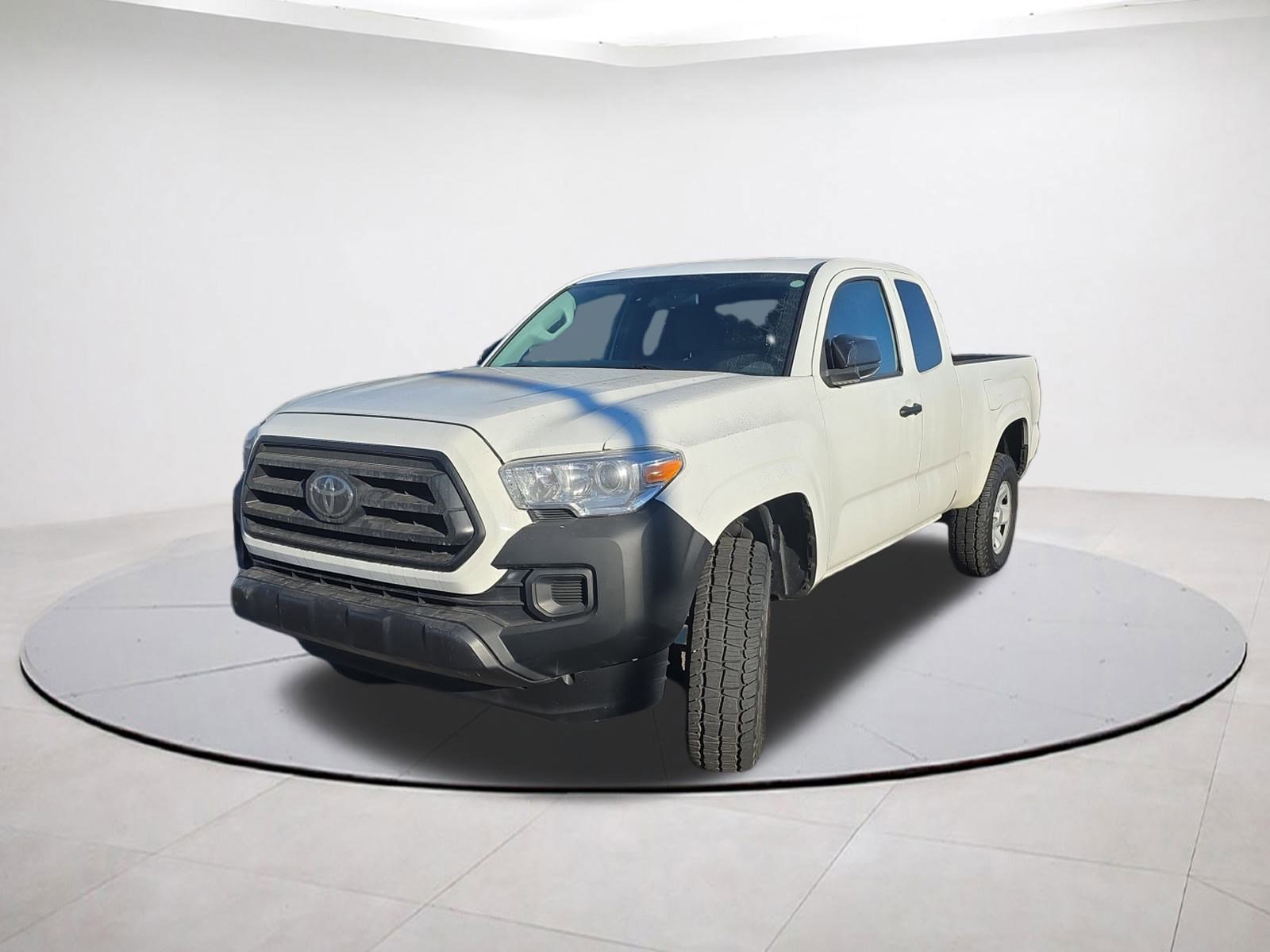 Used 2023 Toyota Tacoma 2WD Access Cab image 3