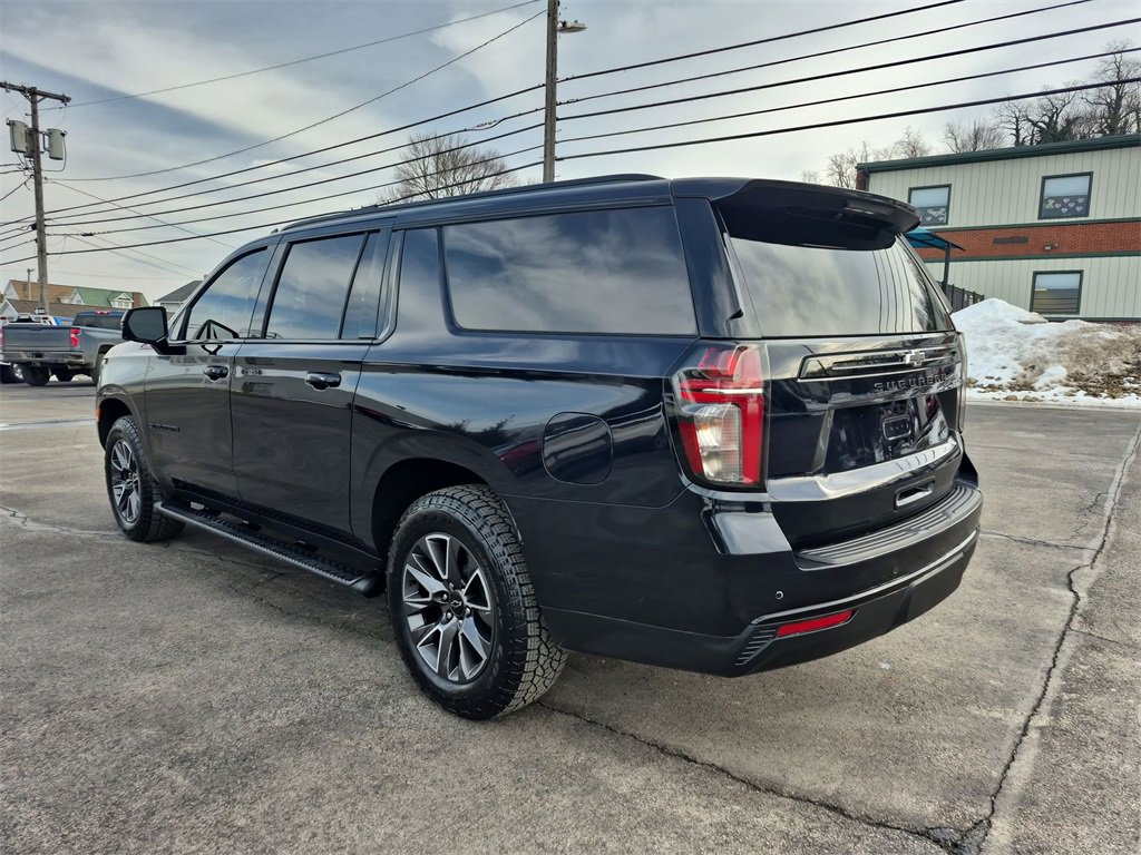 Used 2024 Chevrolet Suburban Z71 w/ Luxury Package image 13