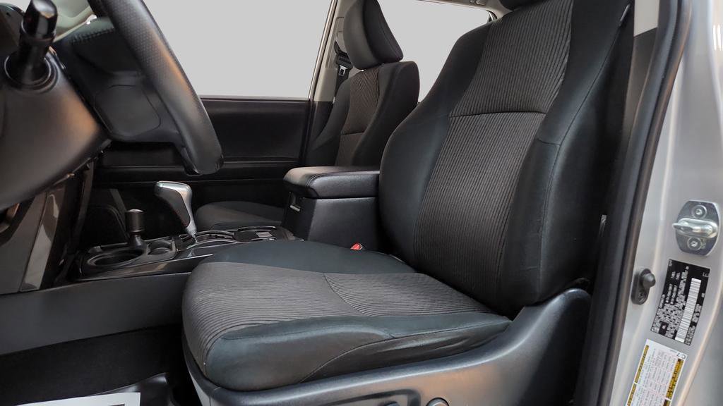 Used 2018 Toyota 4Runner TRD Off-Road image 31