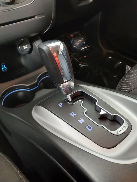 Used 2017 Dodge Journey SE image 22