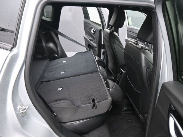New 2026 Jeep Compass Latitude AWD/4WD image 25