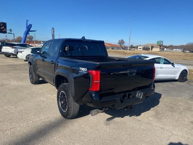 Used 2024 Toyota Tacoma TRD Off-Road image 4