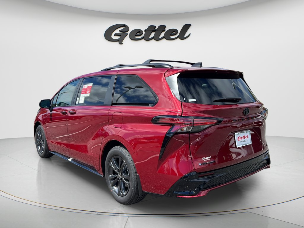 New 2026 Toyota Sienna XSE AWD/4WD image 7