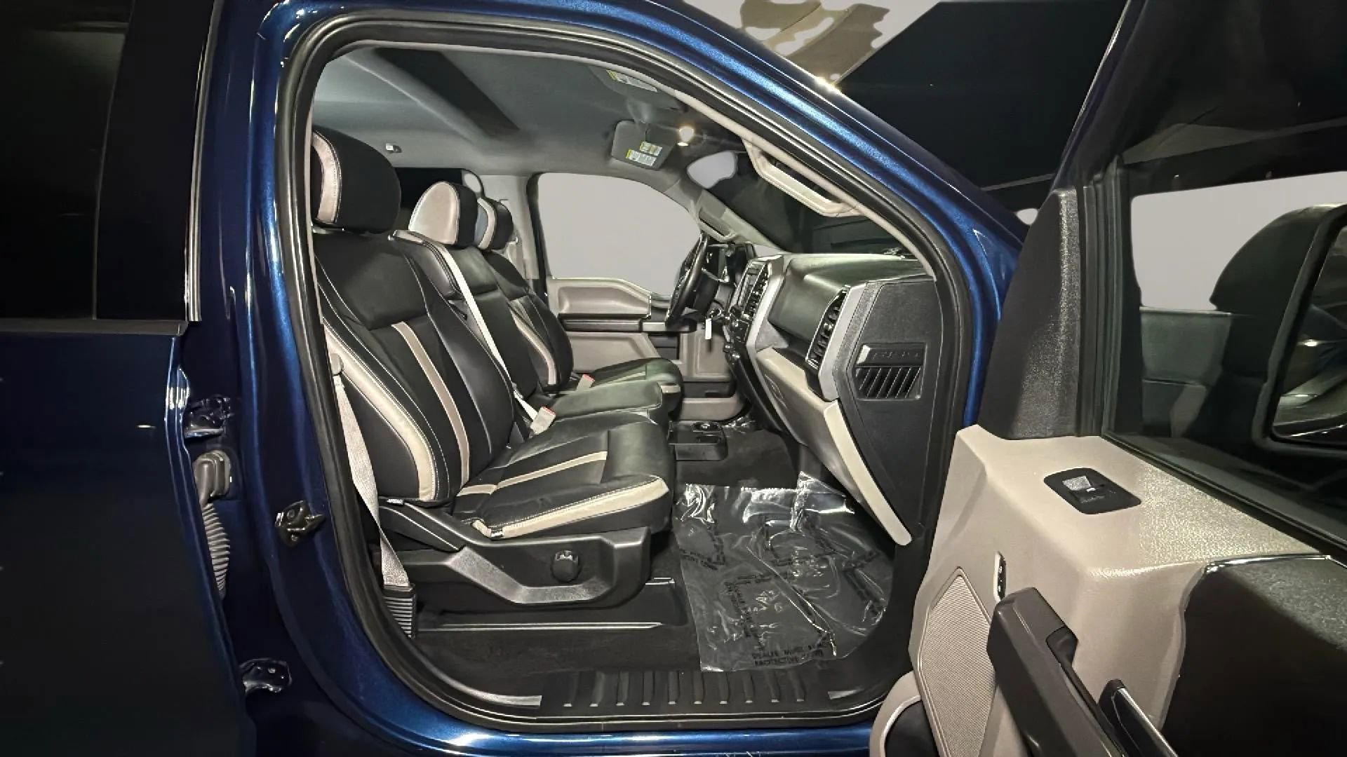 Used 2019 Ford F150 XLT w/ Equipment Group 301A Mid image 37