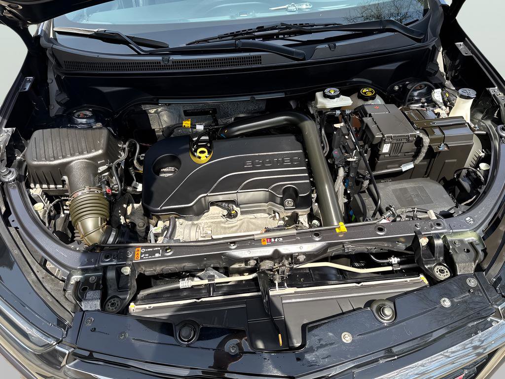 Used 2023 Chevrolet Equinox RS AWD/4WD image 16